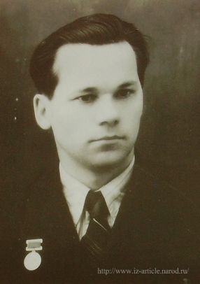 ПАМЯТИ ВЕЛИКОГО ОРУЖЕЙНИКА ПАМЯТИ ВЕЛИКОГО ОРУЖЕЙНИКА